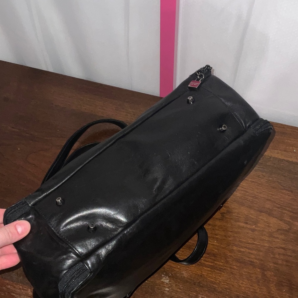 Perlina‎ Glossy Black Business Shoulder Bag - Picture 8 of 14